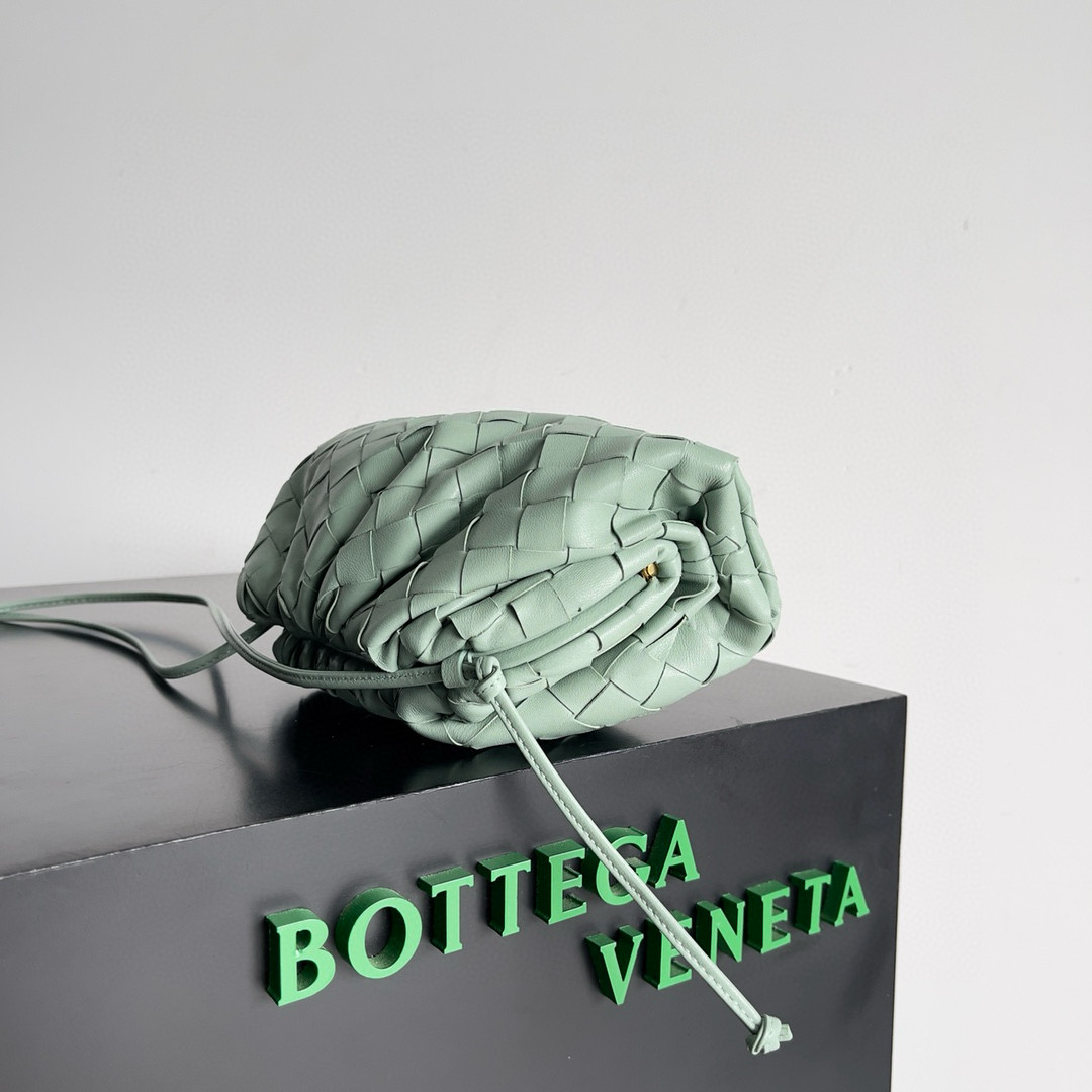 Bo*te*ga ve*ne*ta the pouch bag-22*9cm