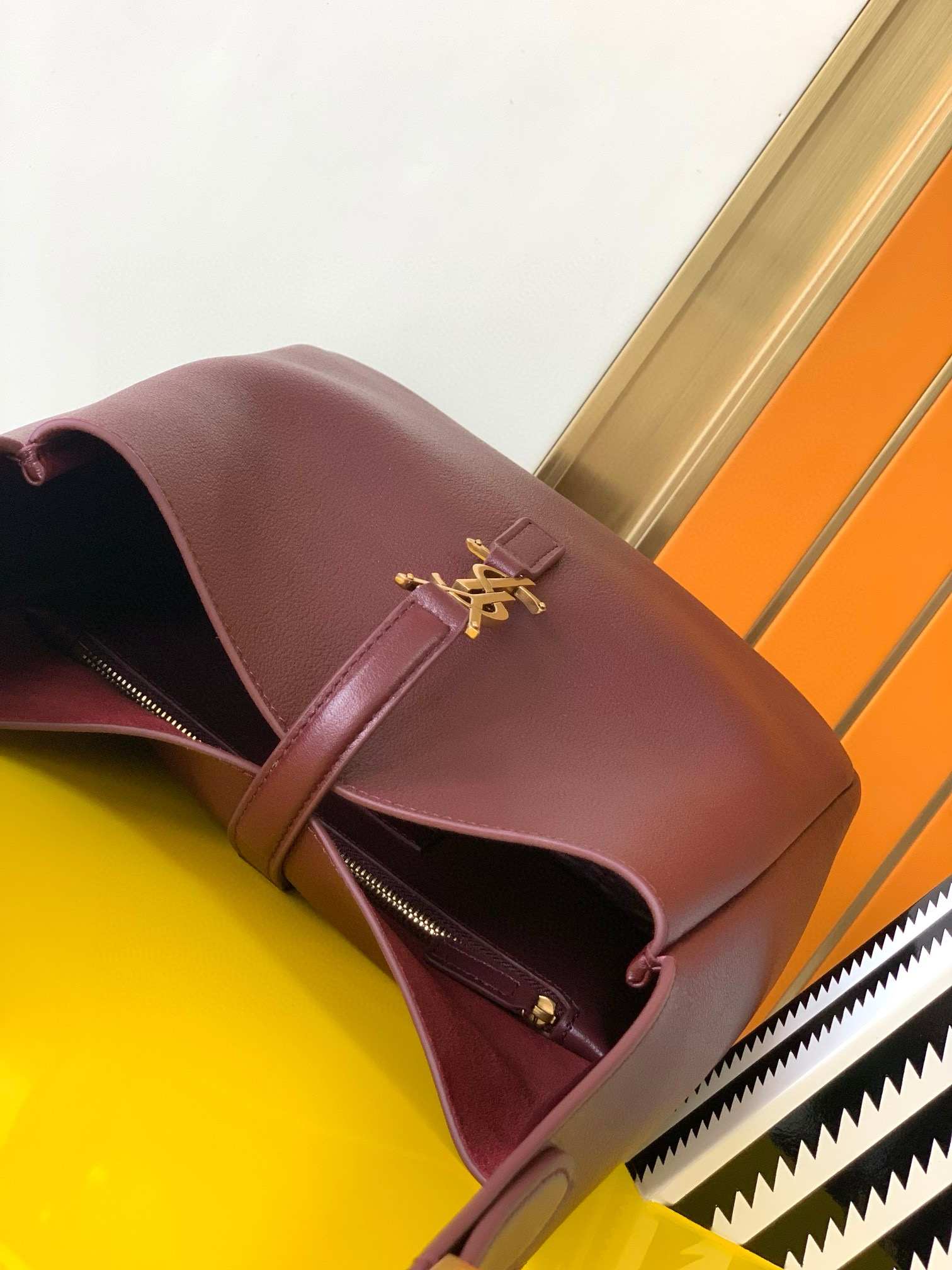 YSL Le5A7 Vintage Bag-23×22×10CM