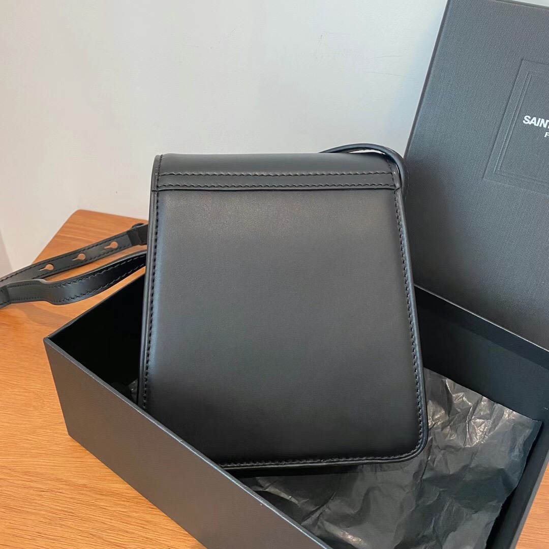 ysl kaia N0*H/south satchel in vegeatble-16*18*6cm