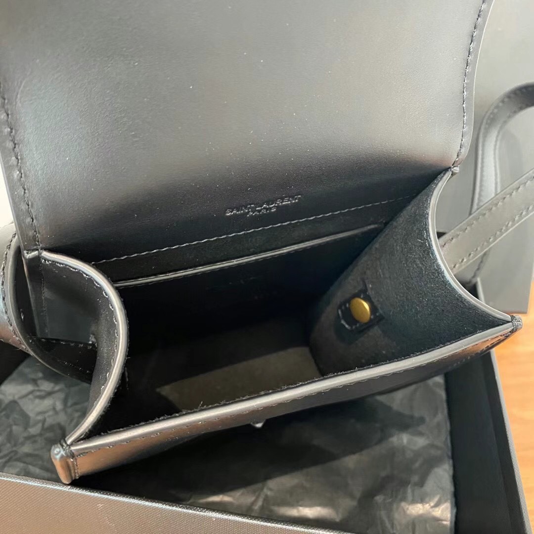 ysl kaia N0*H/south satchel in vegeatble-16*18*6cm