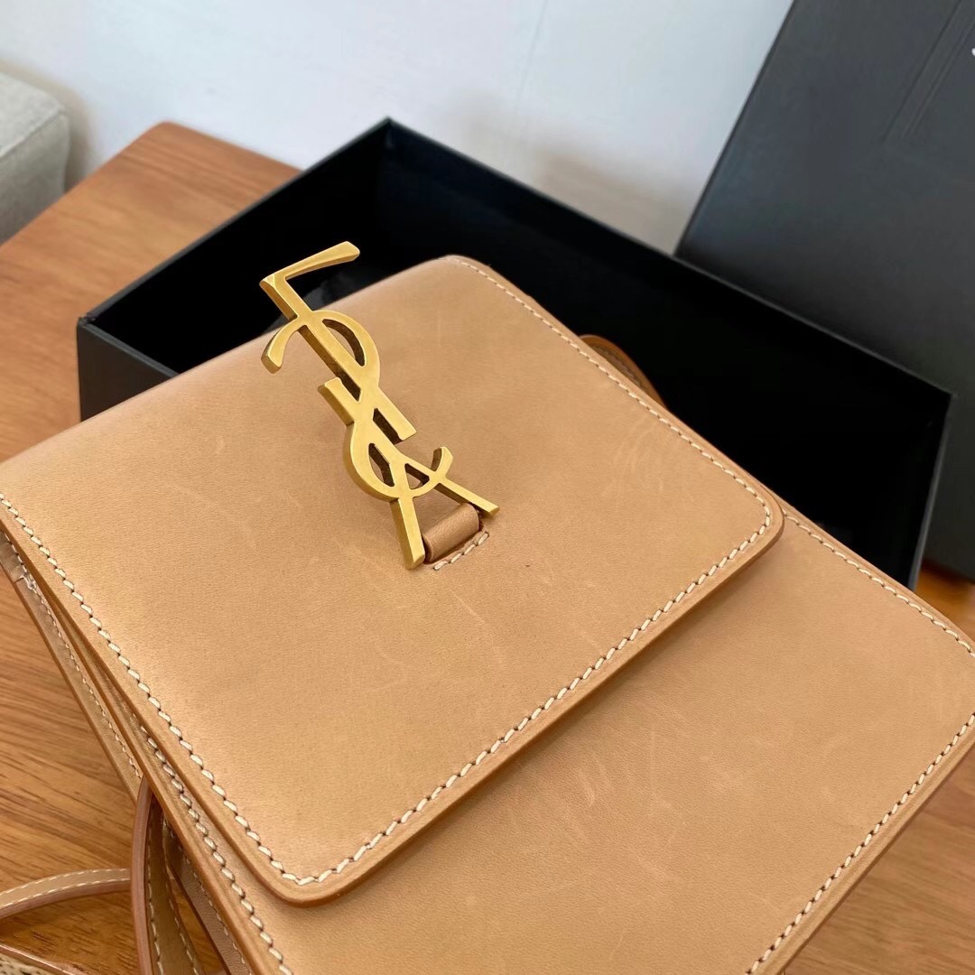 ysl kaia N0*H/south satchel in vegeatble-16*18*6cm