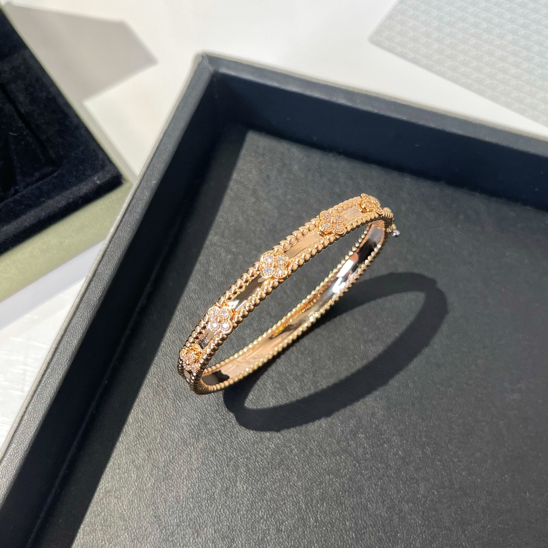 Van Cleef &Arpels Bracelet