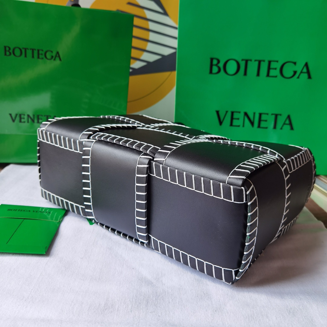 Bo*te*ga arco tote-30x20x11.5cm