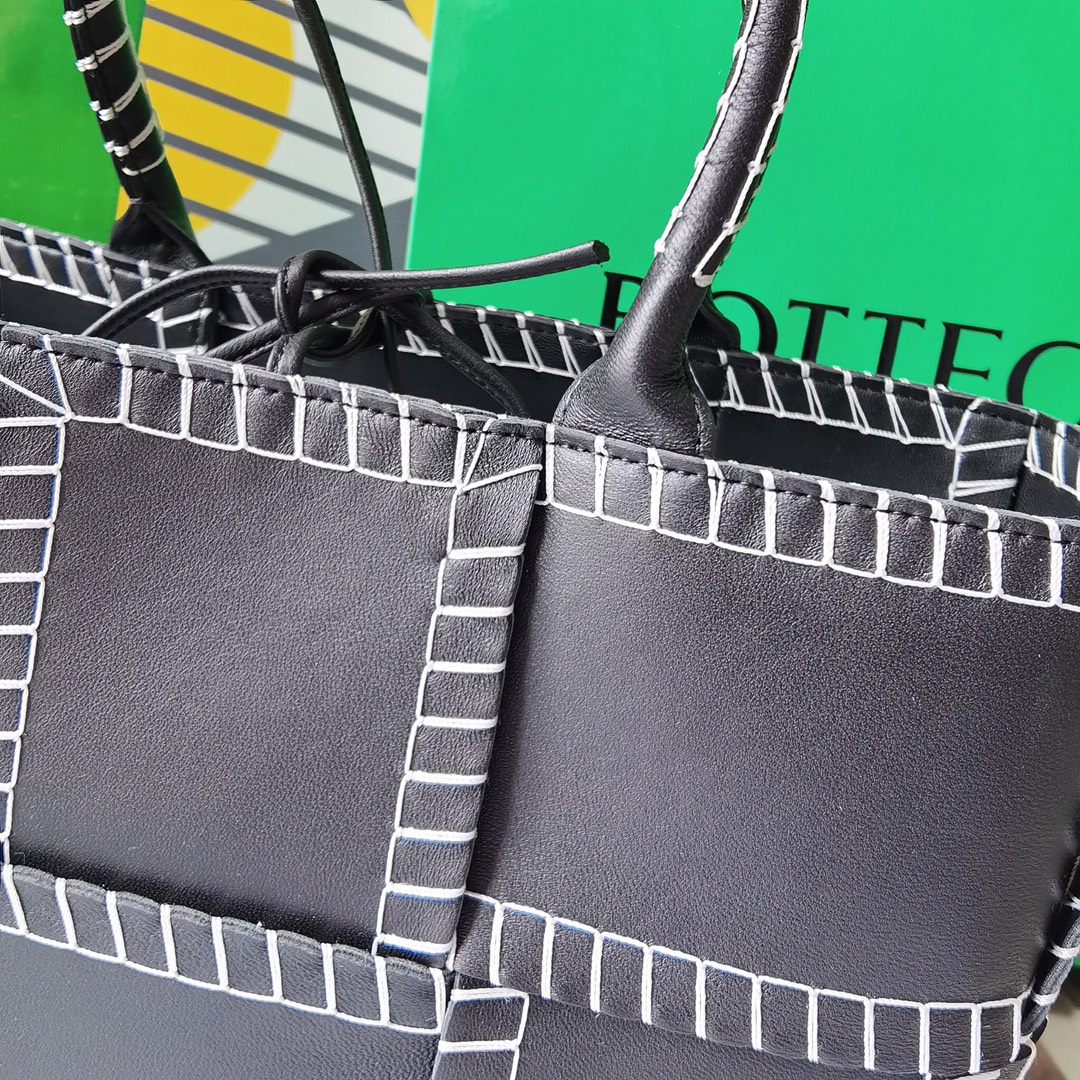 Bo*te*ga arco tote-30x20x11.5cm