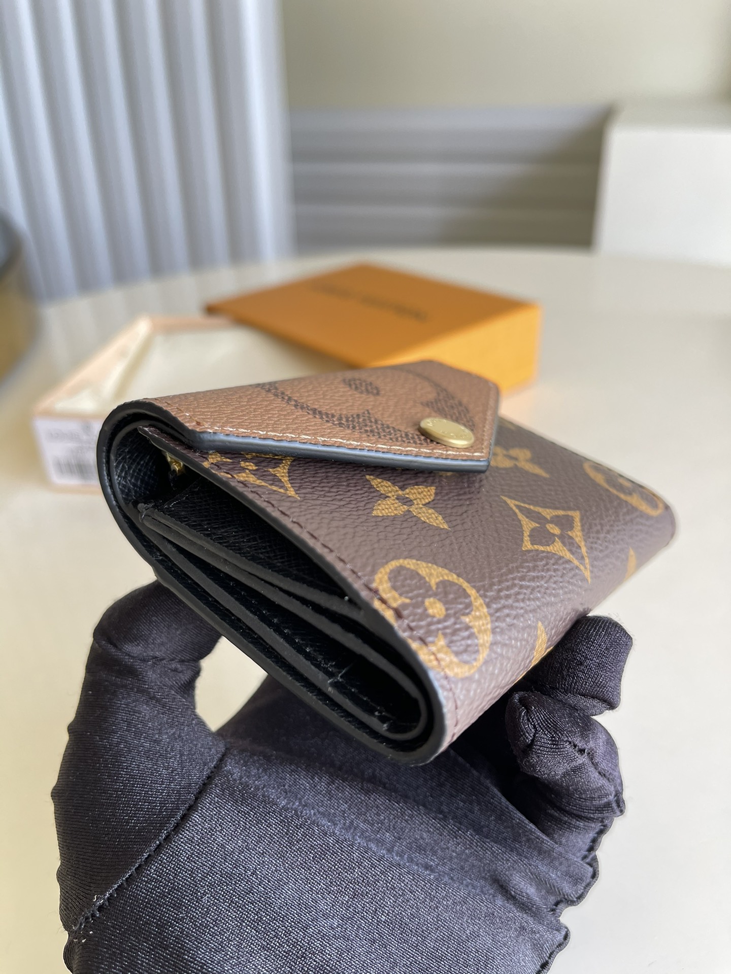 l**is V*t*n zoé wallet-9.5*7.5*3cm