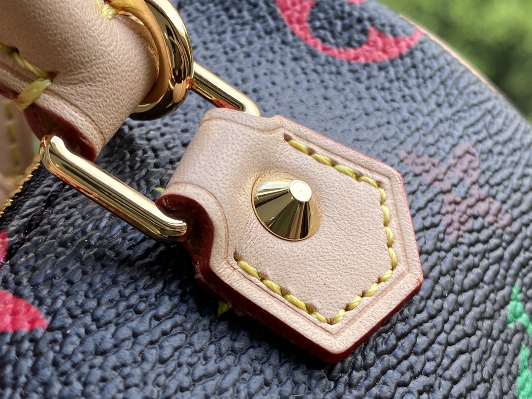 l**is V*t*n nano speedy-16cm