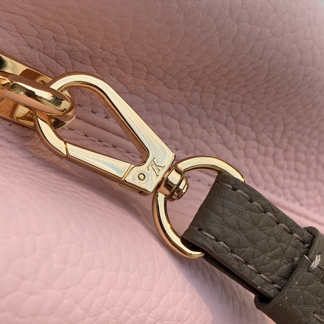 l**is V*t*n capucines bb-27*18*9cm