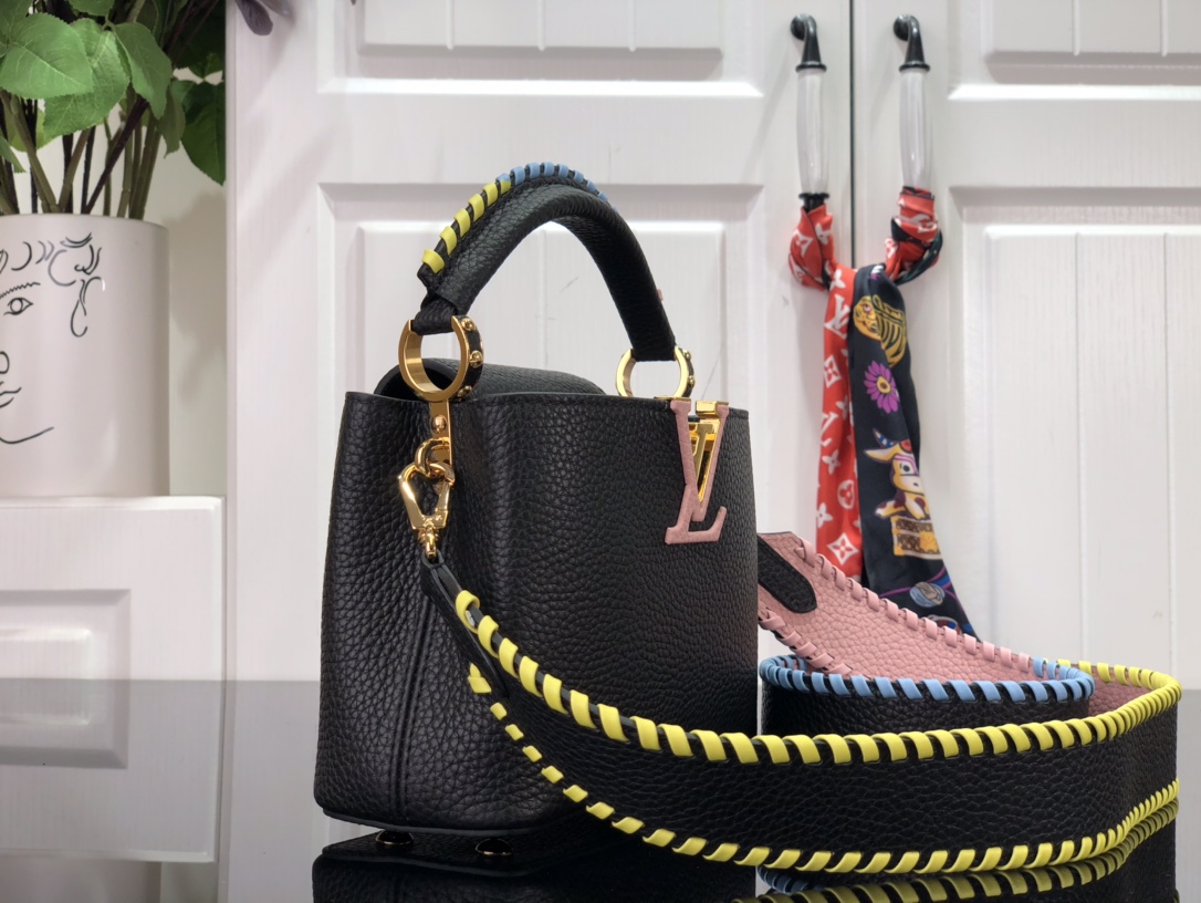 l**is V*t*n capucines bag-27*18*9cm