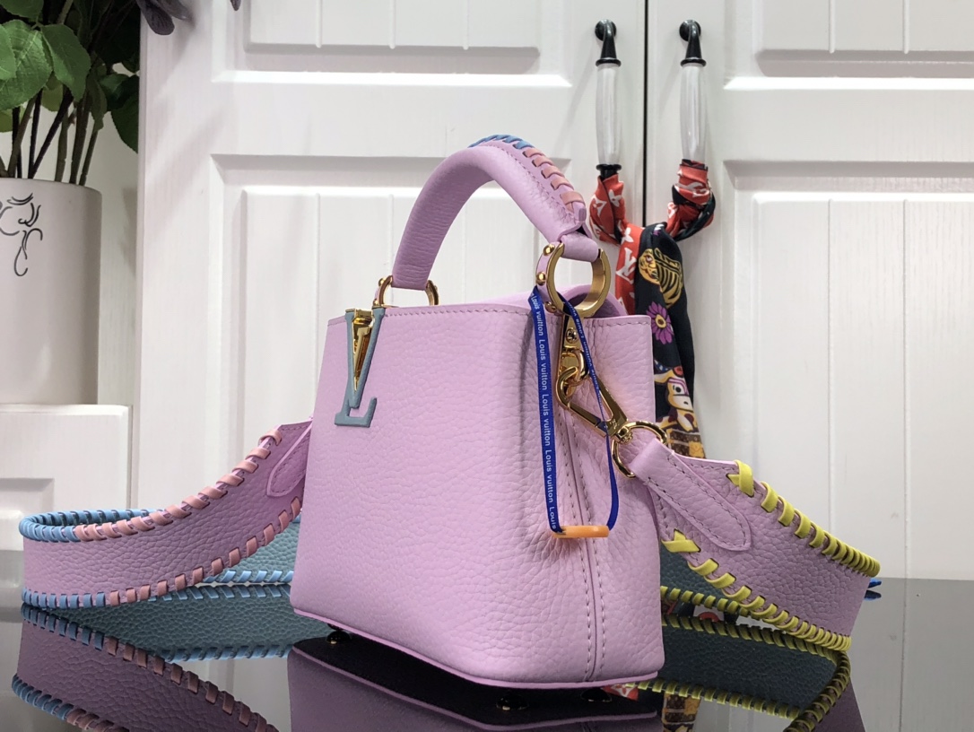 l**is V*t*n capucines bag-27*18*9cm