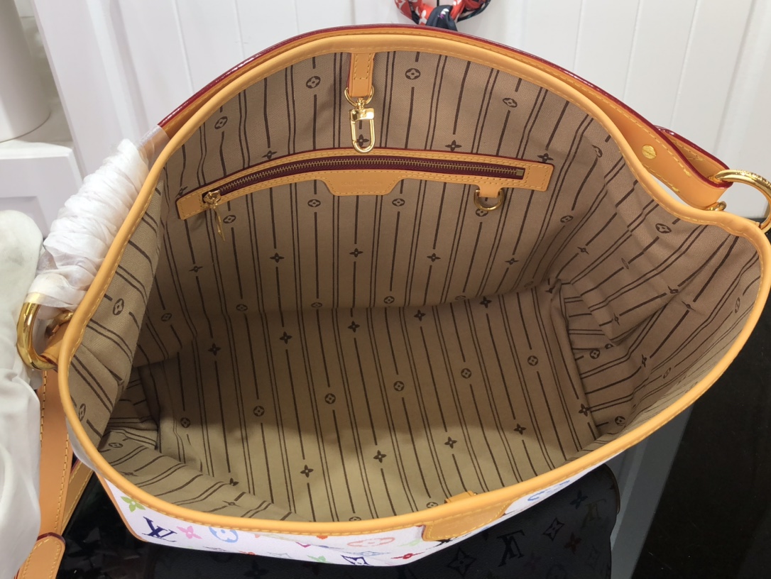 l**is V*t*n graceful handbags-46*30*13cm