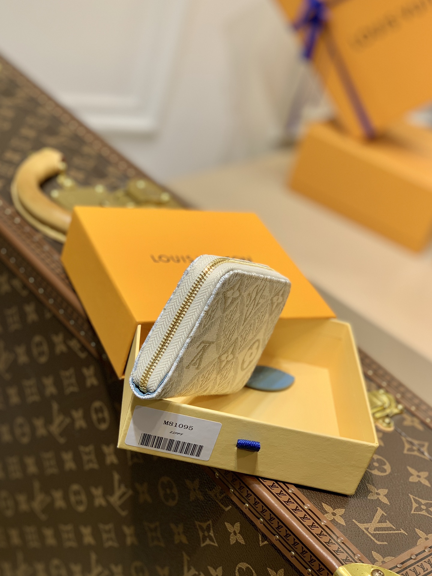 l**is V*t*n zippy wallet-m80865-11*8.5*12cm