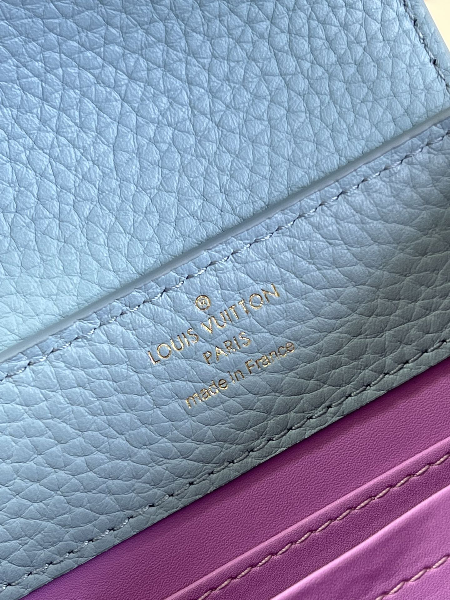 l**is V*t*n capucines handlebag