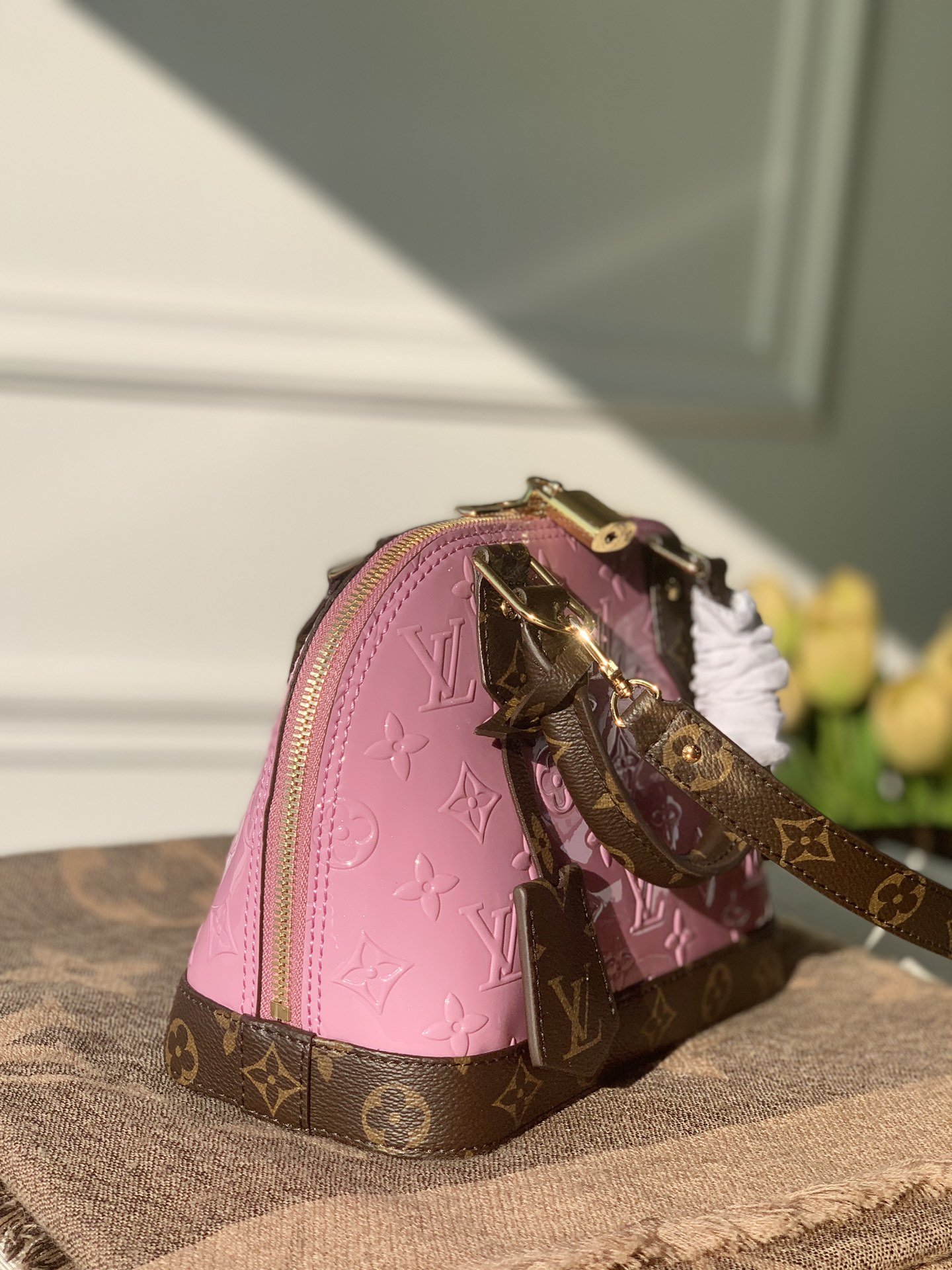 l**is V*t*n alma bb-25*19*12cm