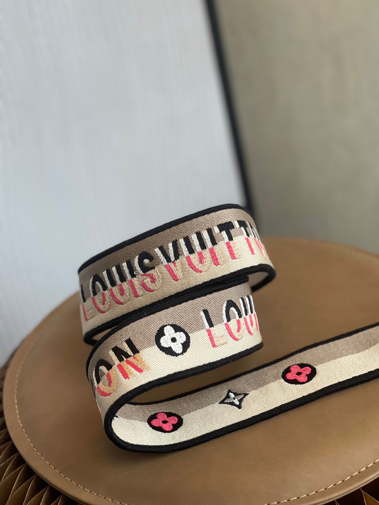 l**is V*t*n alma bb-25*19*12cm