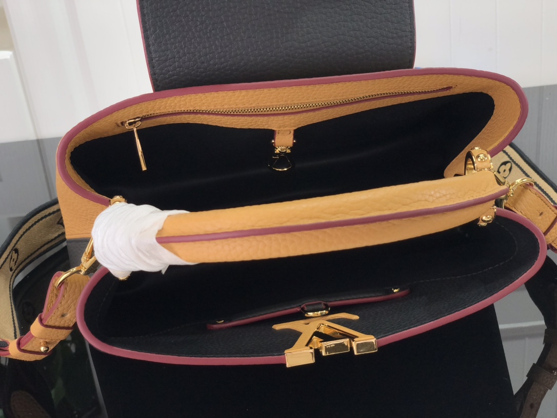 l**is V*t*n capucines bag-31.5*20*11cm