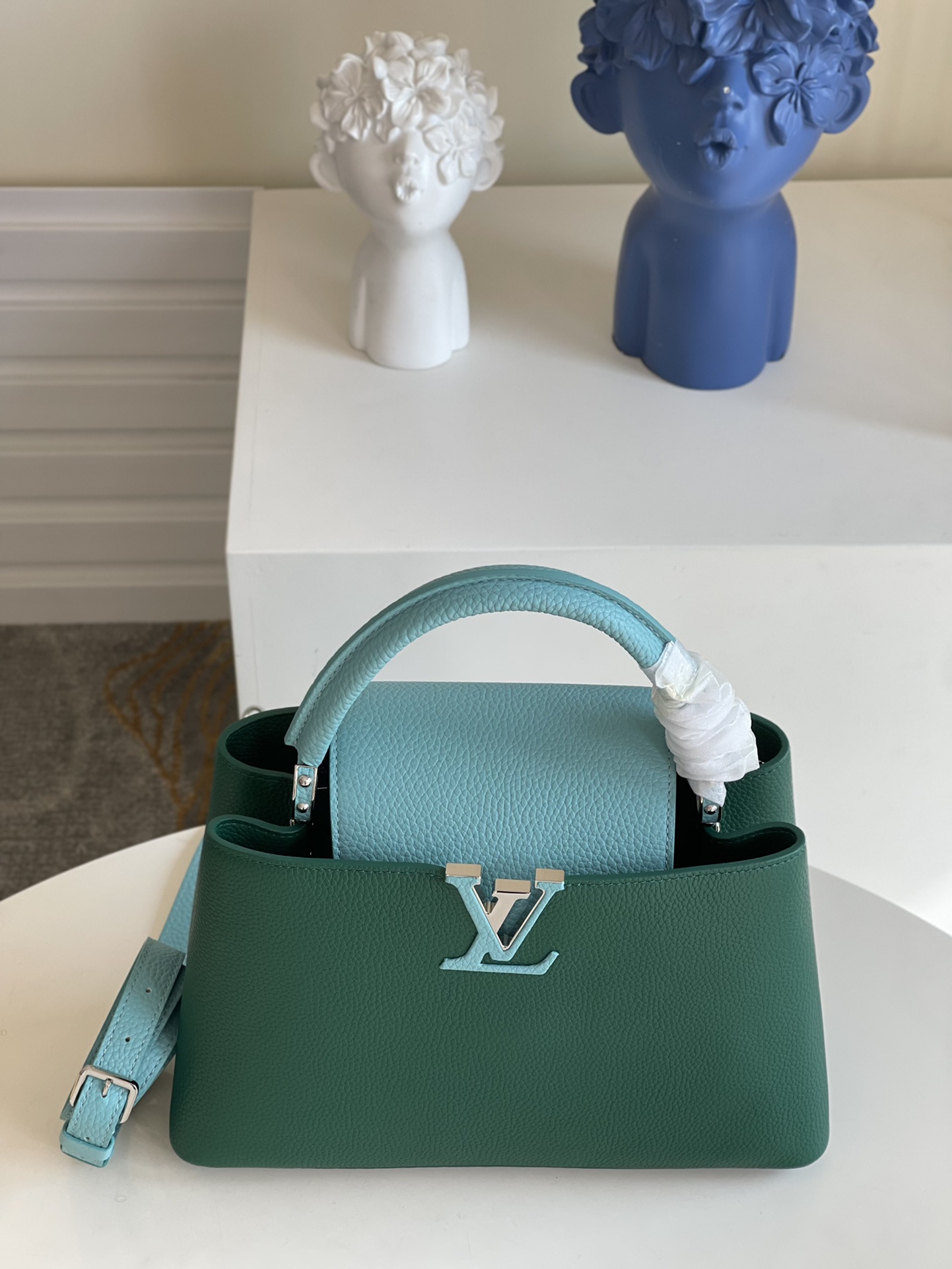 l**is V*t*n capucines bag-31.5*20*11cm