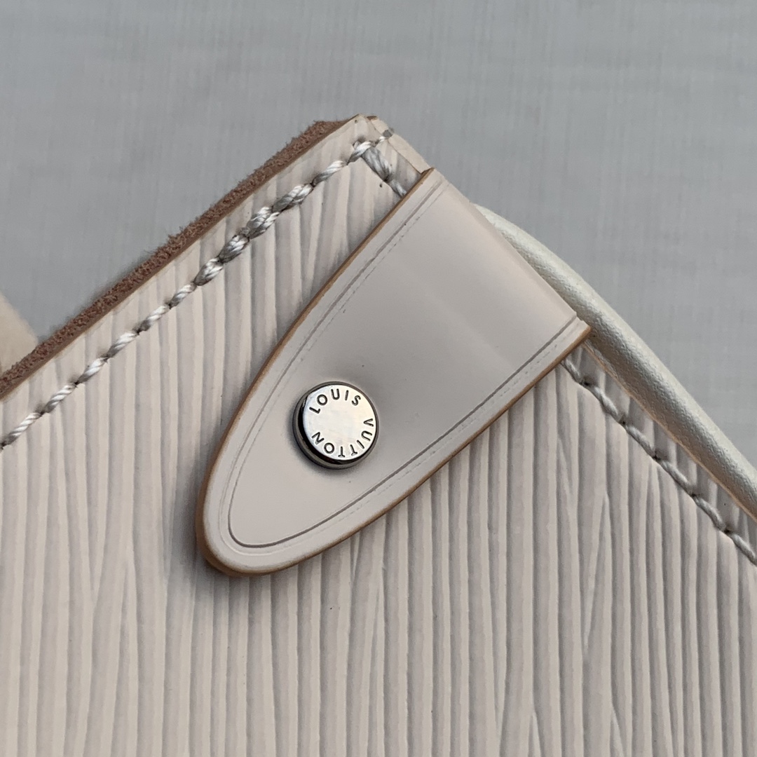 l**is V*t*n grenelle handbags-27x19x11.5cm