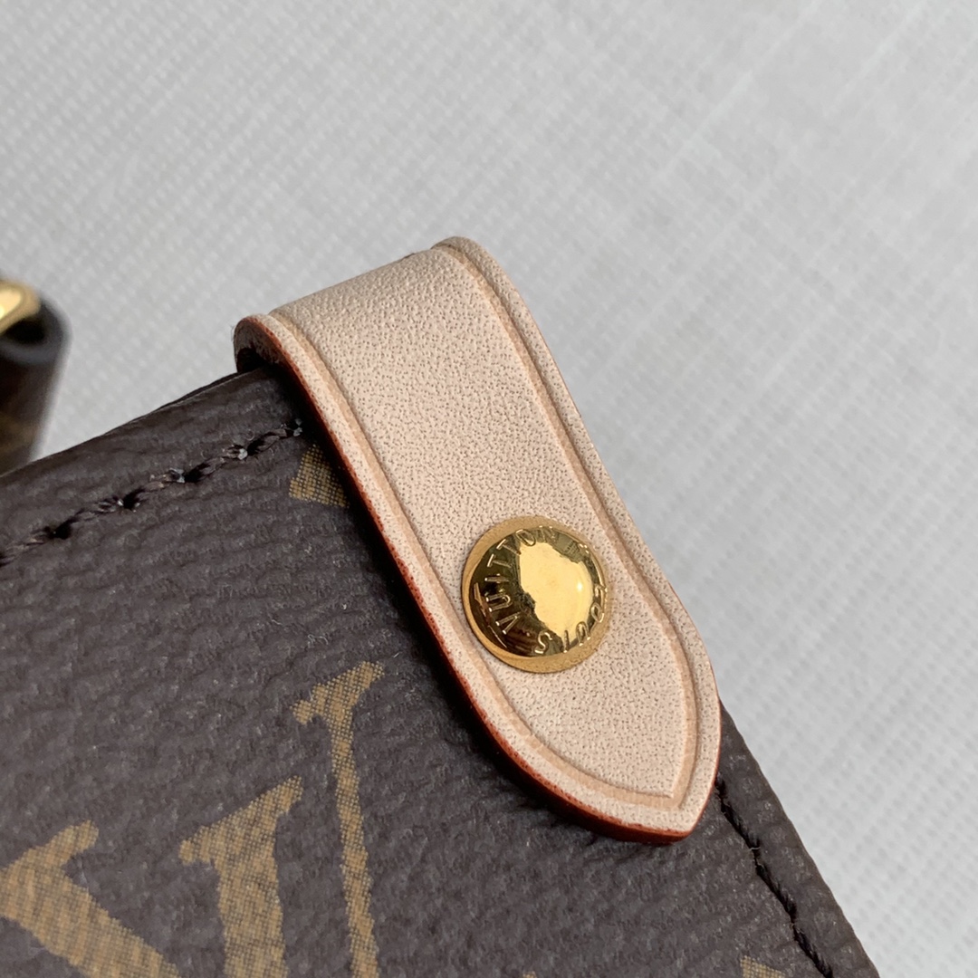 l**is V*t*n sac plat tote-30*10*31cm