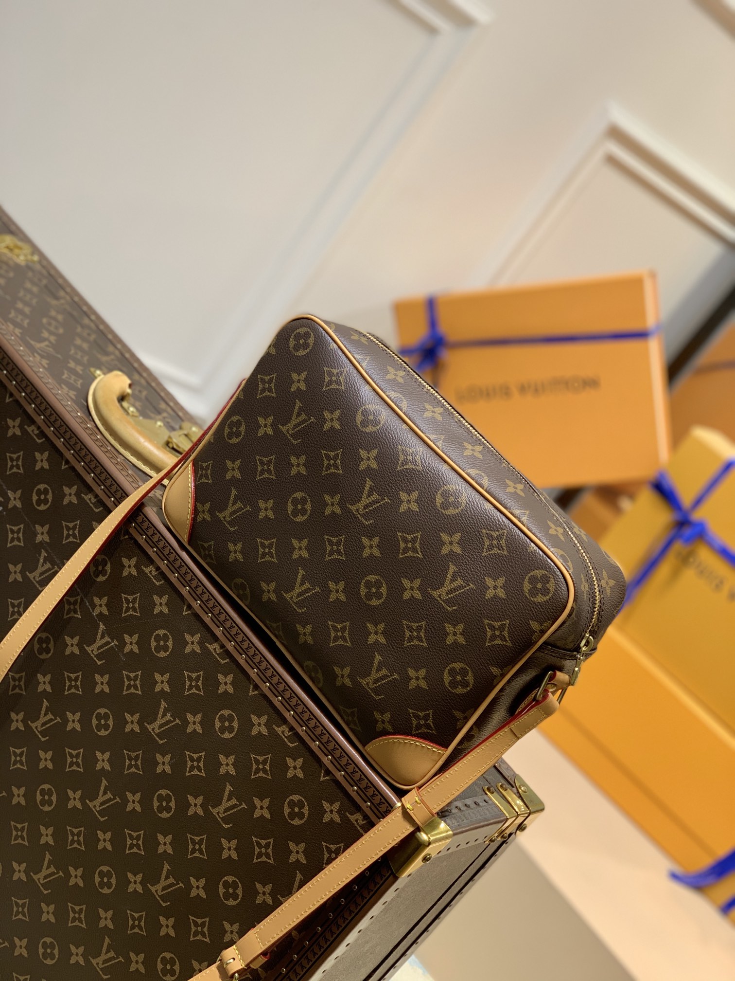 l**is V*t*n vintage camera handbags -m51274 -27*17*7cm