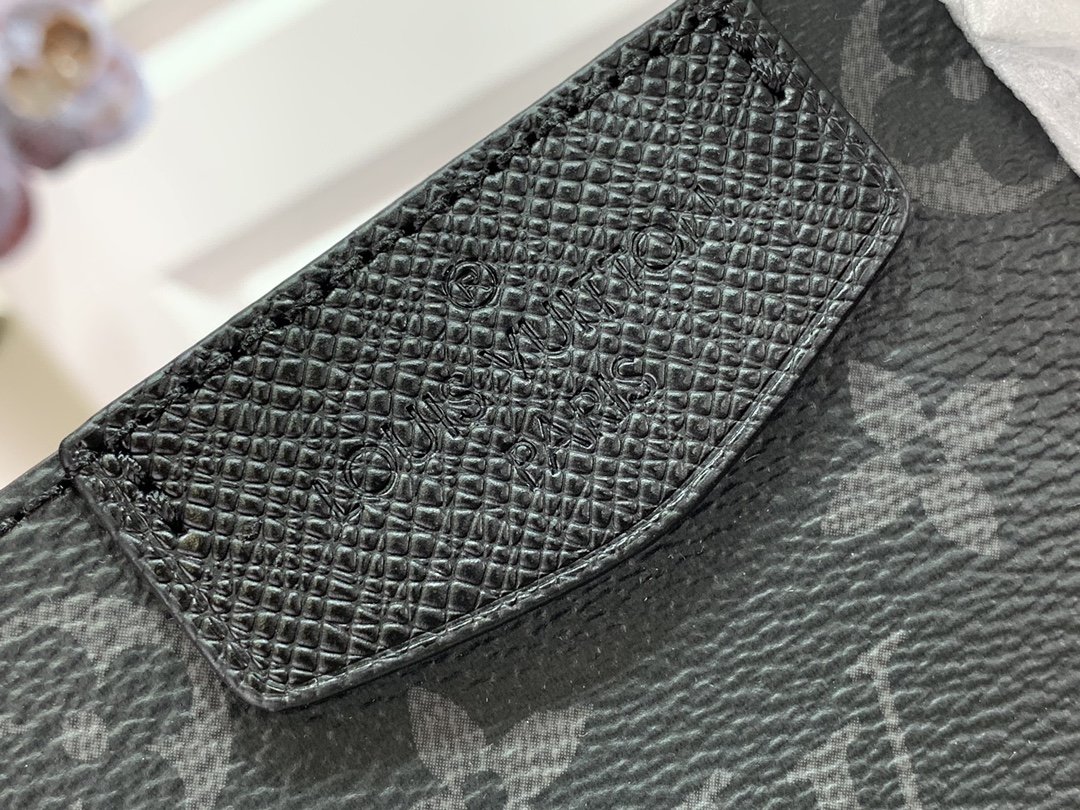 l**is V*t*n outdoor handbags-39*35*14.5cm