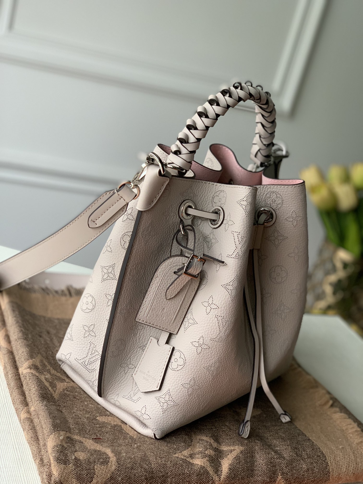 l**is V*t*n muria tote bag-25*25*20cm