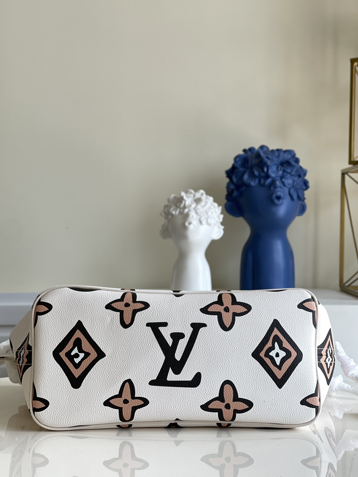 l**is V*t*n neverfull wild at heart-32*29*17cm