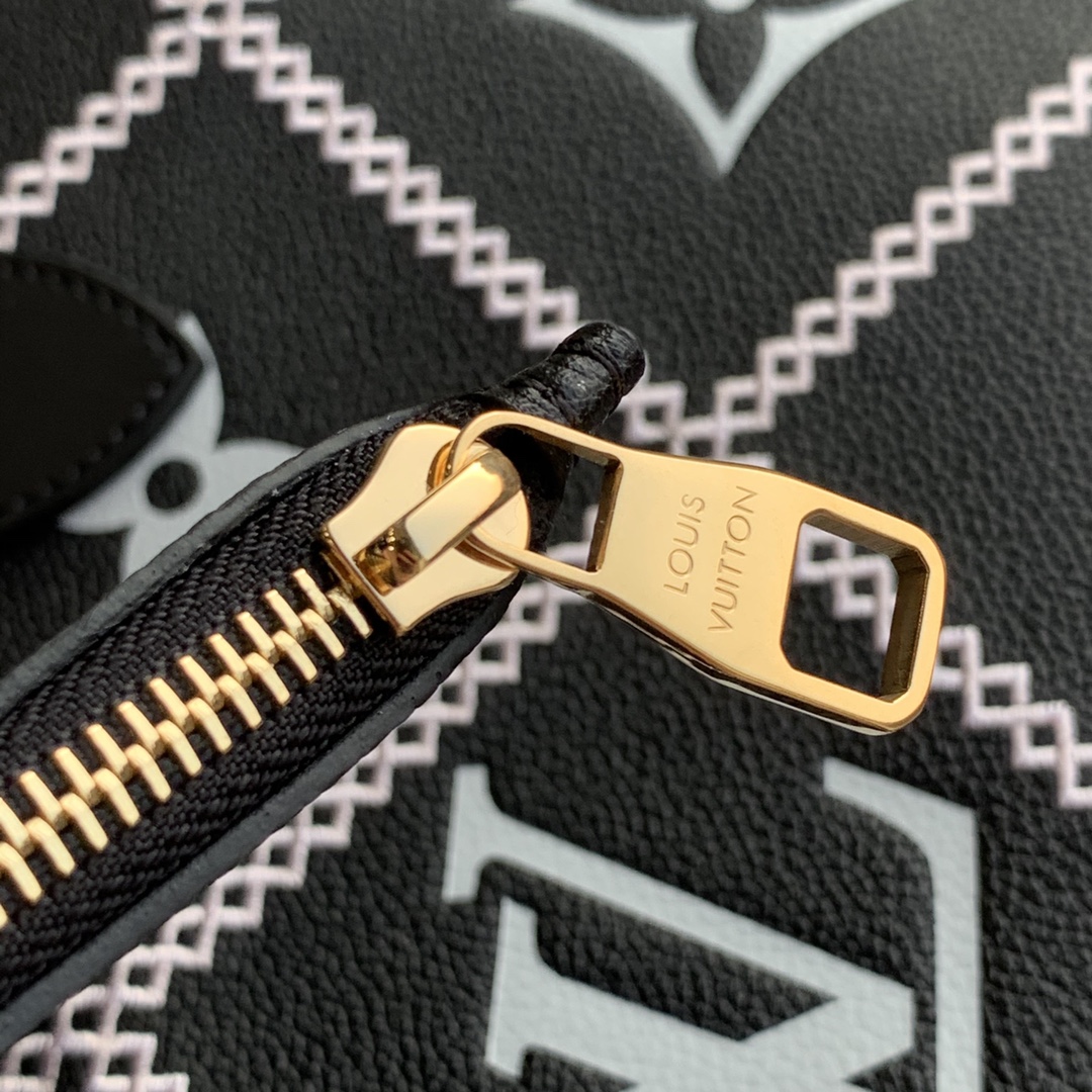 l**is V*t*n neverfull wild at heart-32*29*17cm