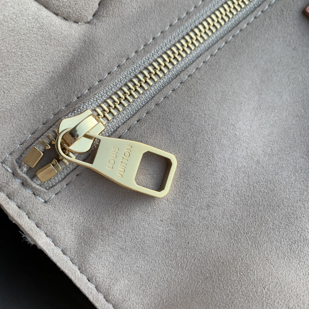 l**is V*t*n neverfull mm (red inside) -32*29*17cm