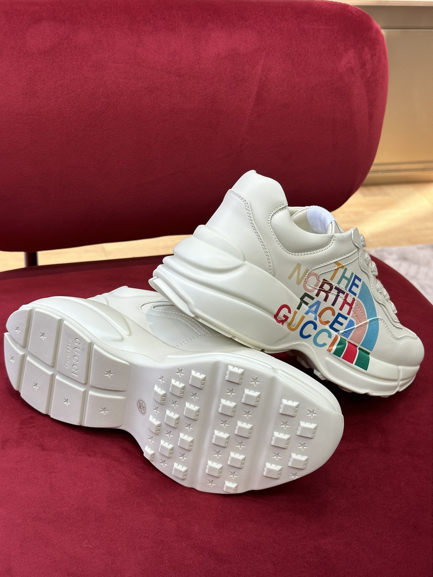 g*u*i&n0*h F**esneakers