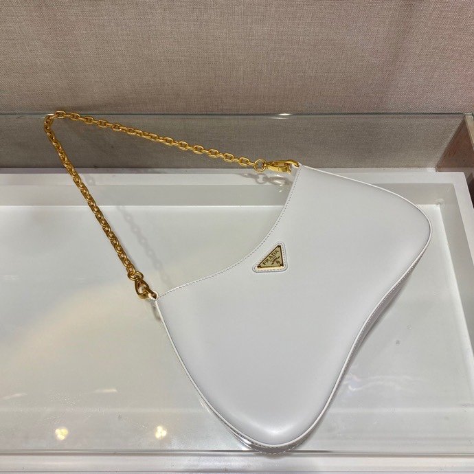 Pra*a vintage handbags1bc148-26*16*4cm