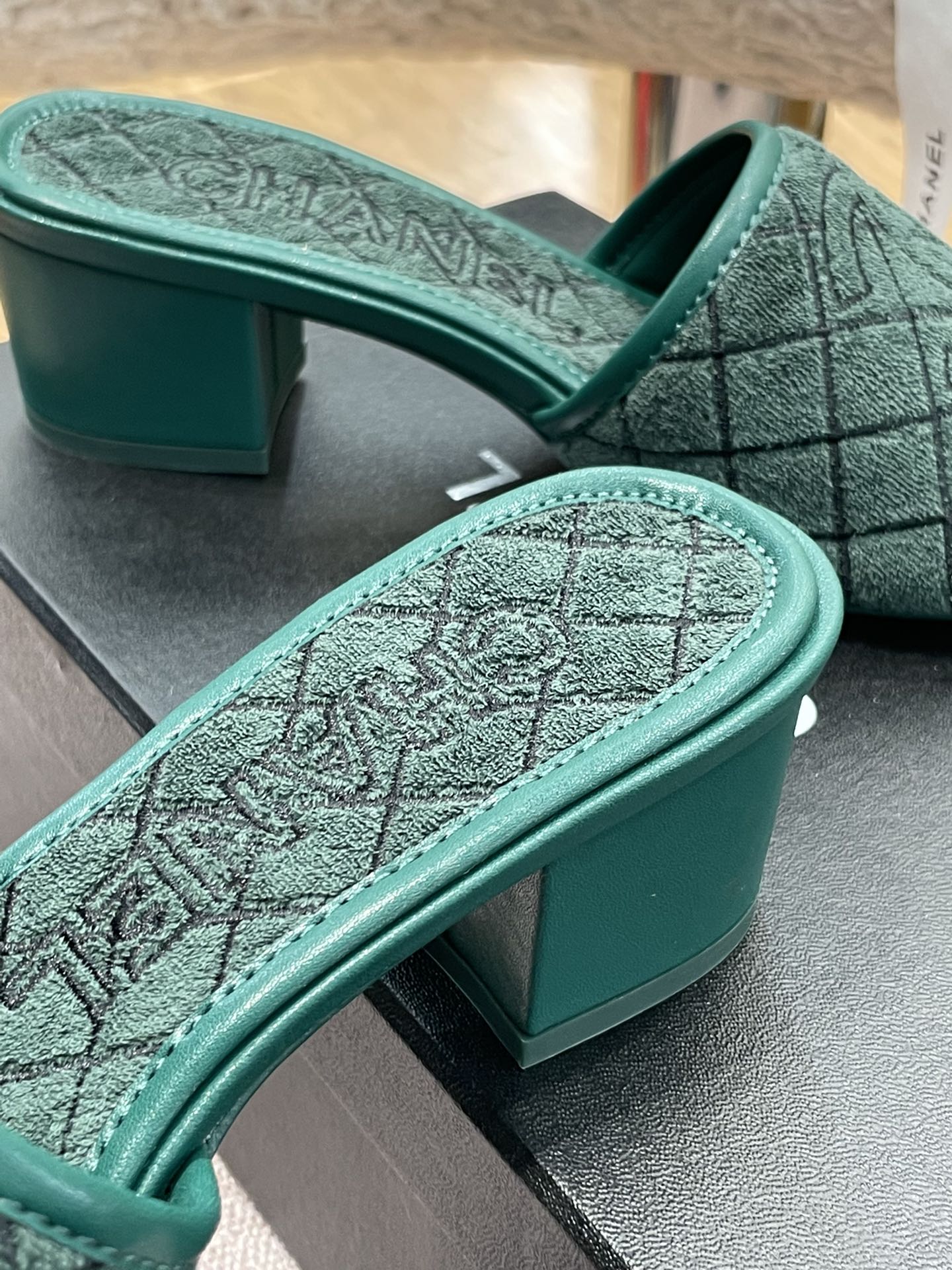 Ch@nel 2022ss Slides