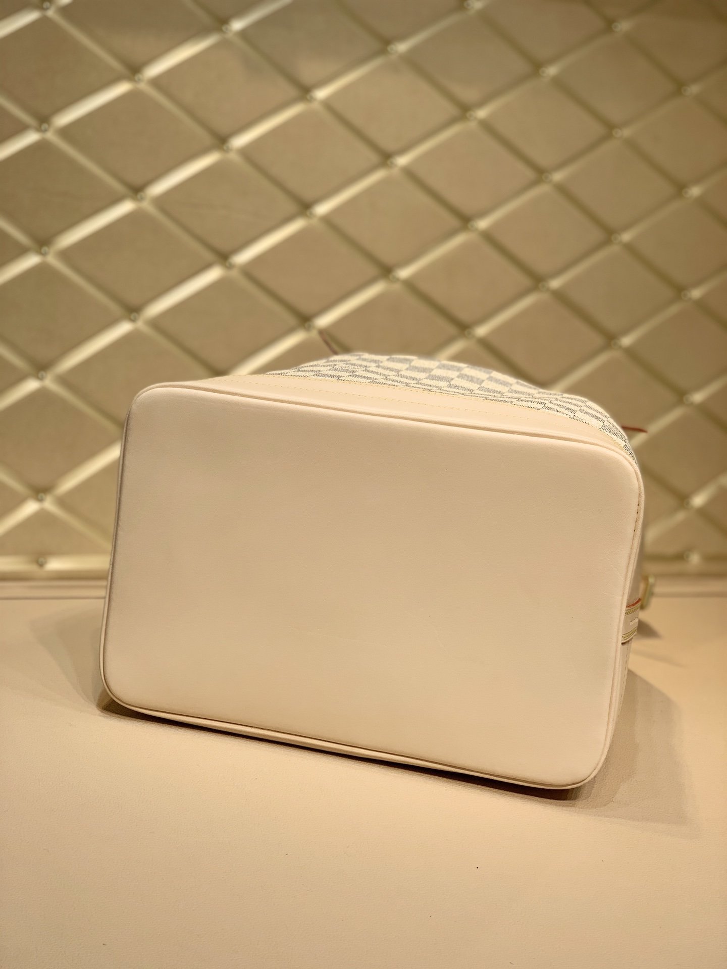 l**is V*t*n noÉ bucket-27.5*36*20cm