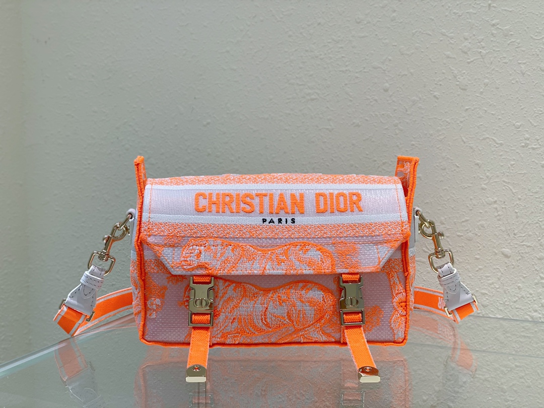 D*or camp bag-23×15×8cm
