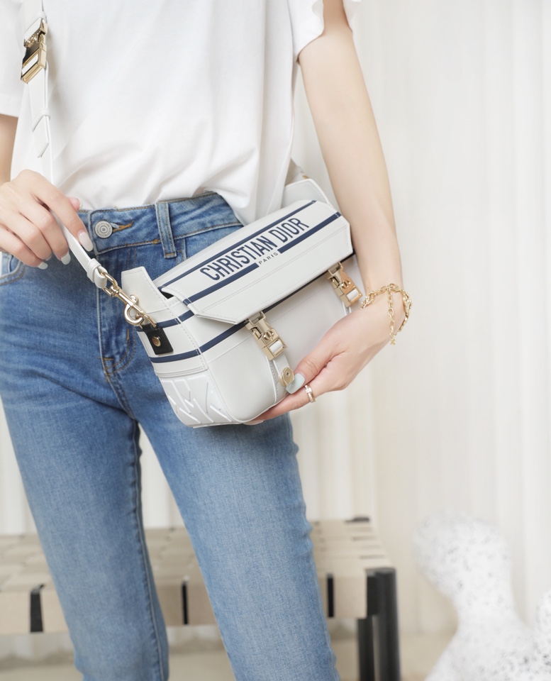 D*or camp bag-23×15×8cm