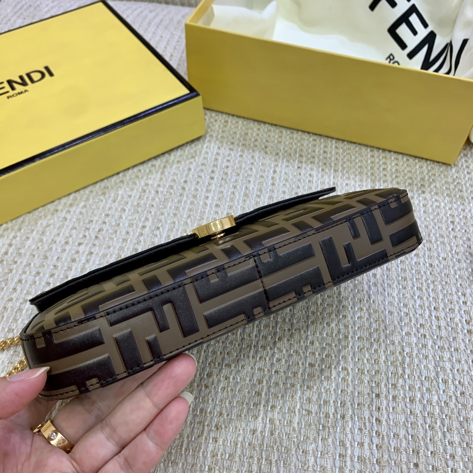 F**di chian bag-22x12x3cm