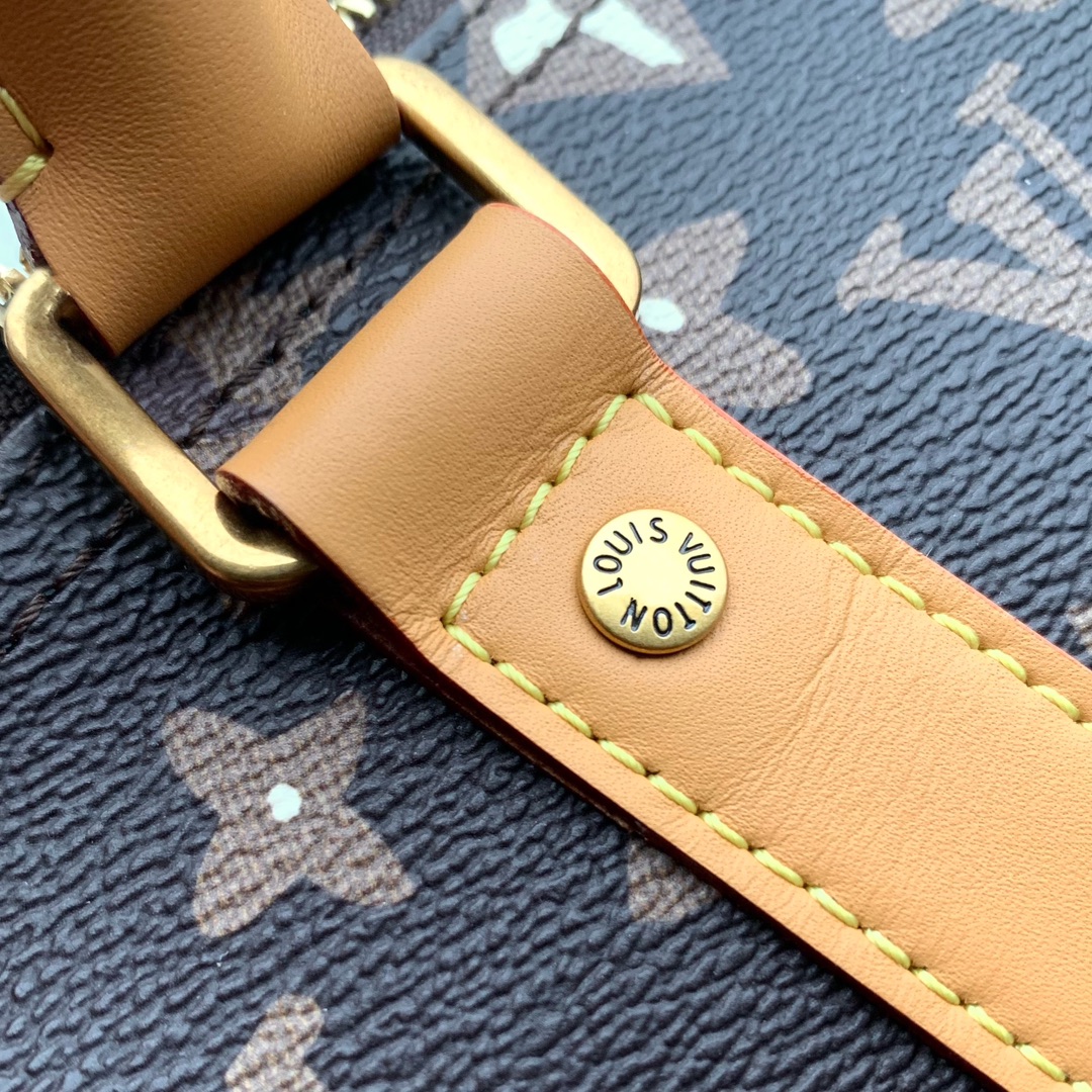 l**is V*t*n keepall bandoulière 25 -m24849-25*15*11cm