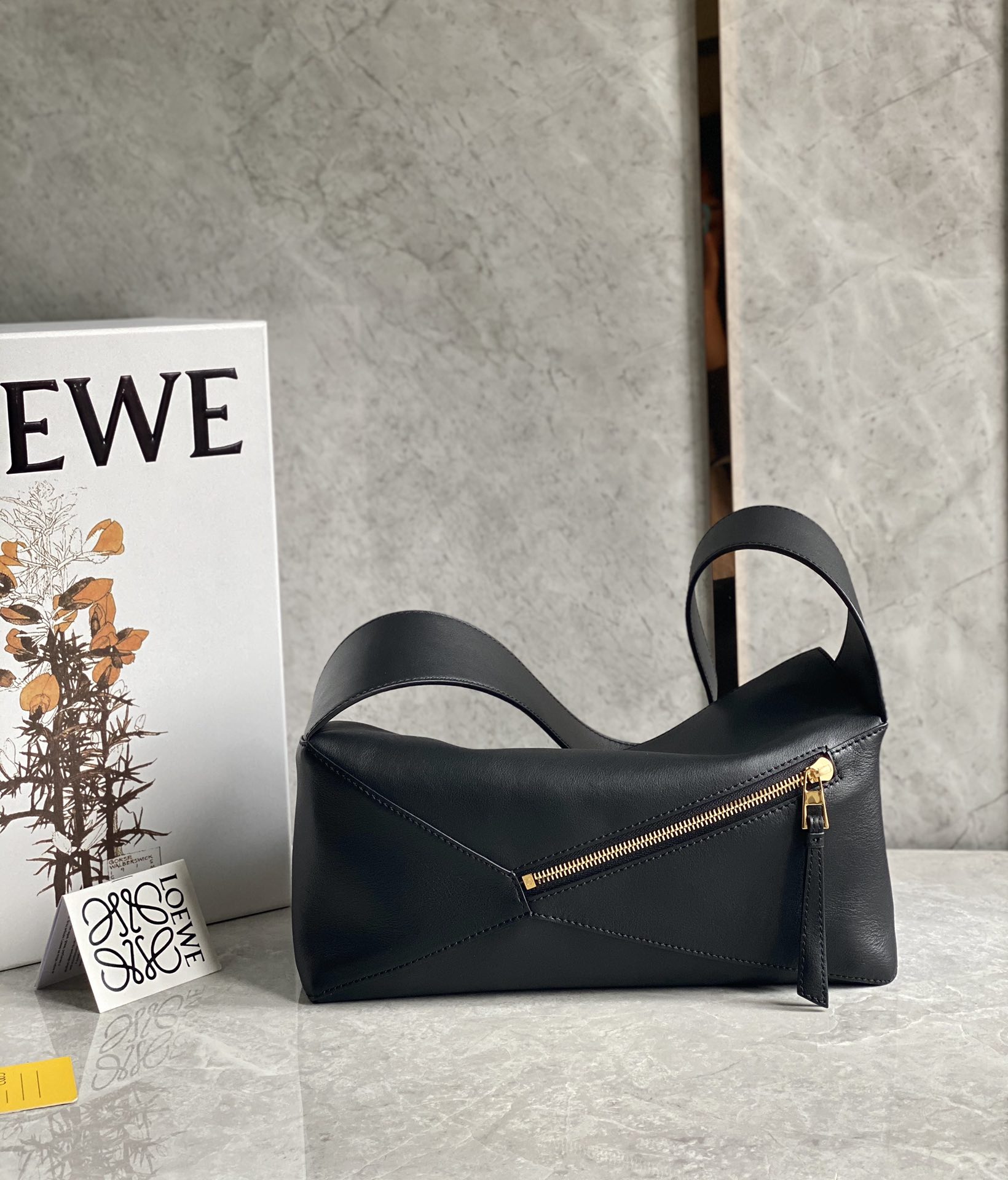 Loewe Puzzle Medium Bag-29*18*12CM