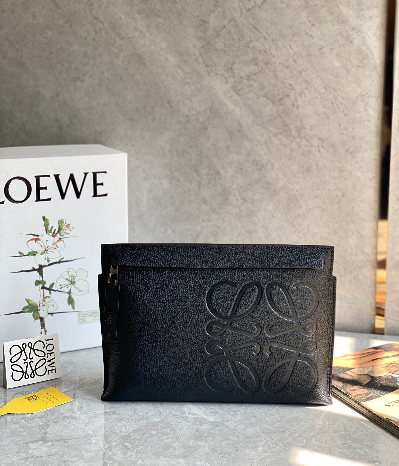 Loewe Pouch-29.5*20CM