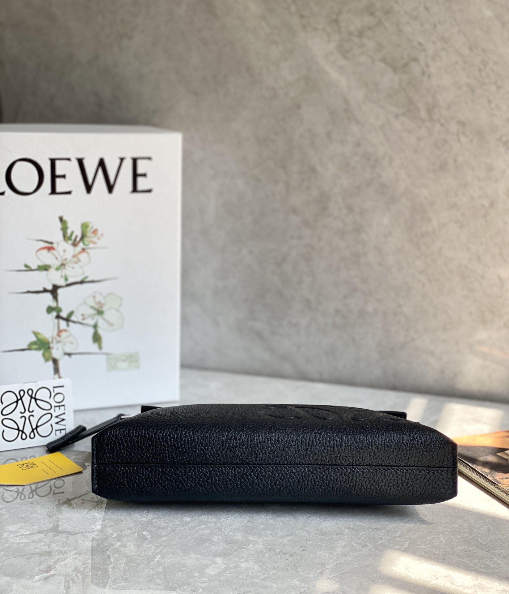Loewe Pouch-29.5*20CM