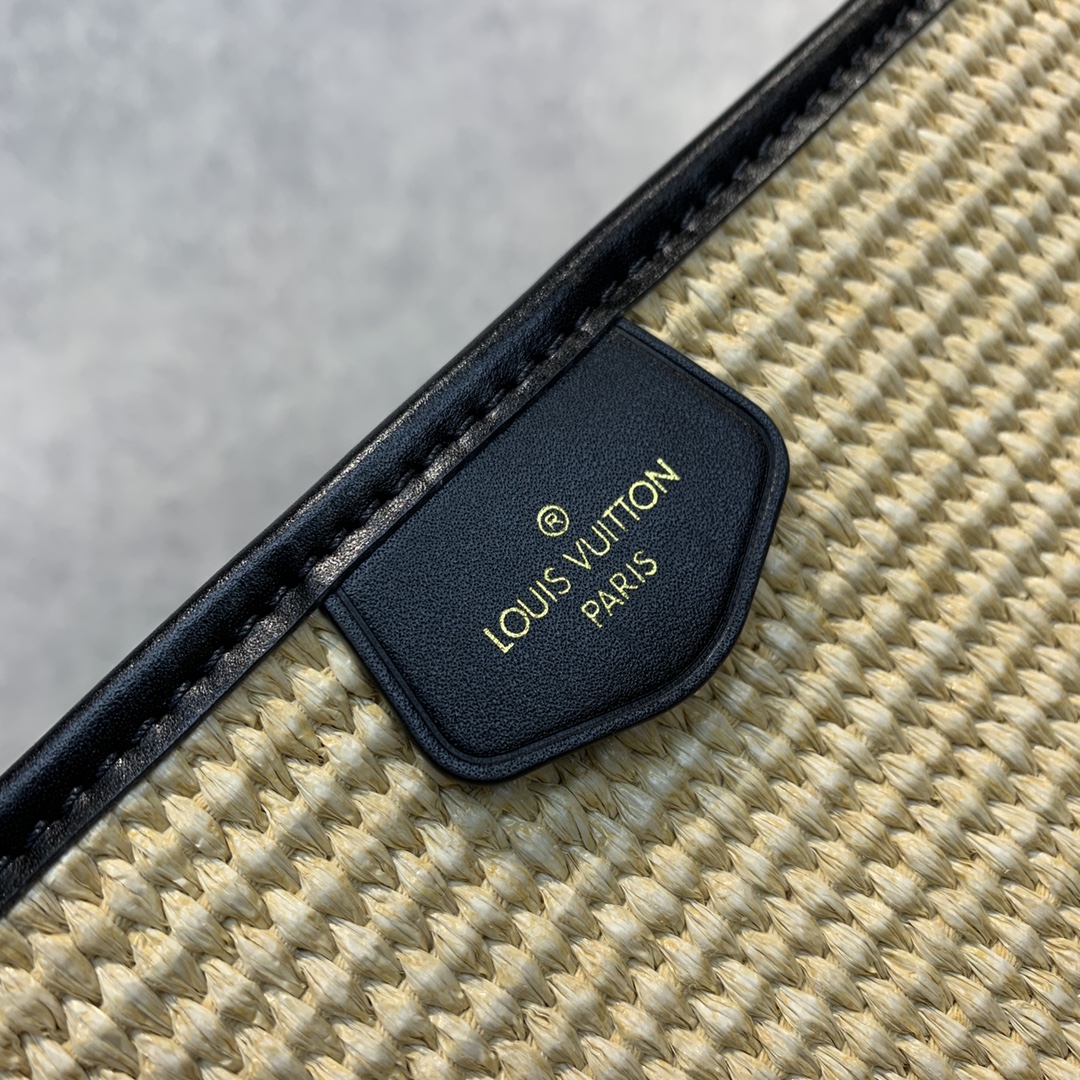 l**is V*t*n tote-57*34*18cm