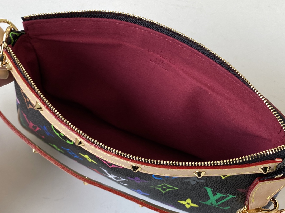 l**is V*t*n pochette accessories-21*13*3cm