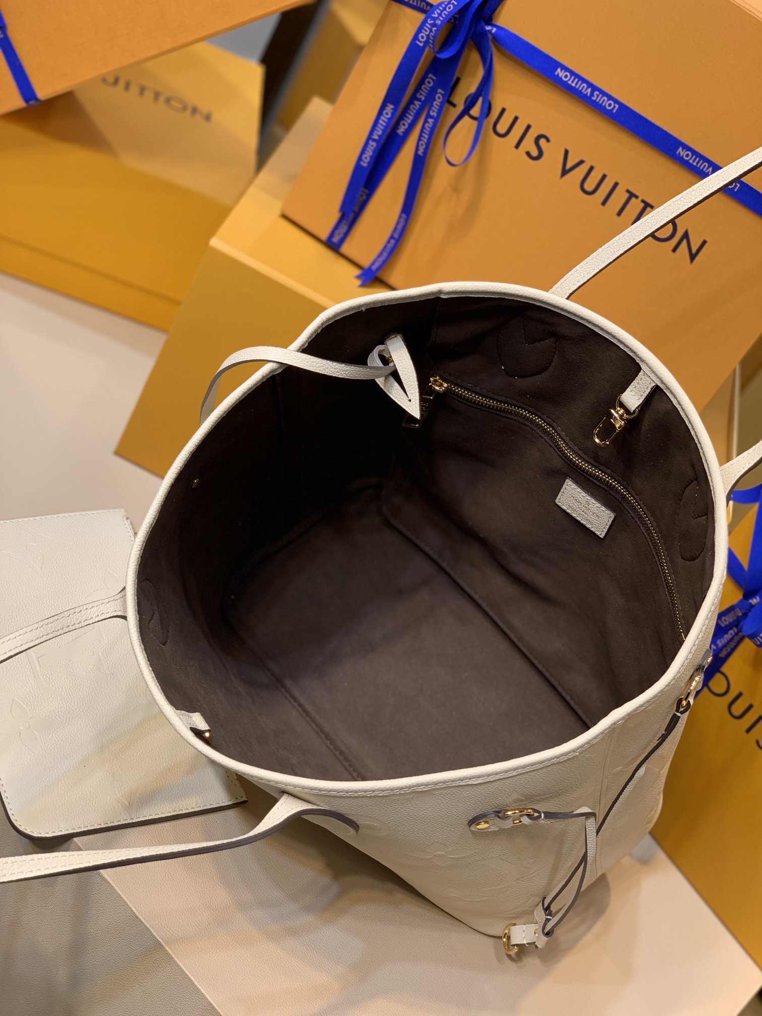 l**is V*t*n neverfull mm-32*29*17cm