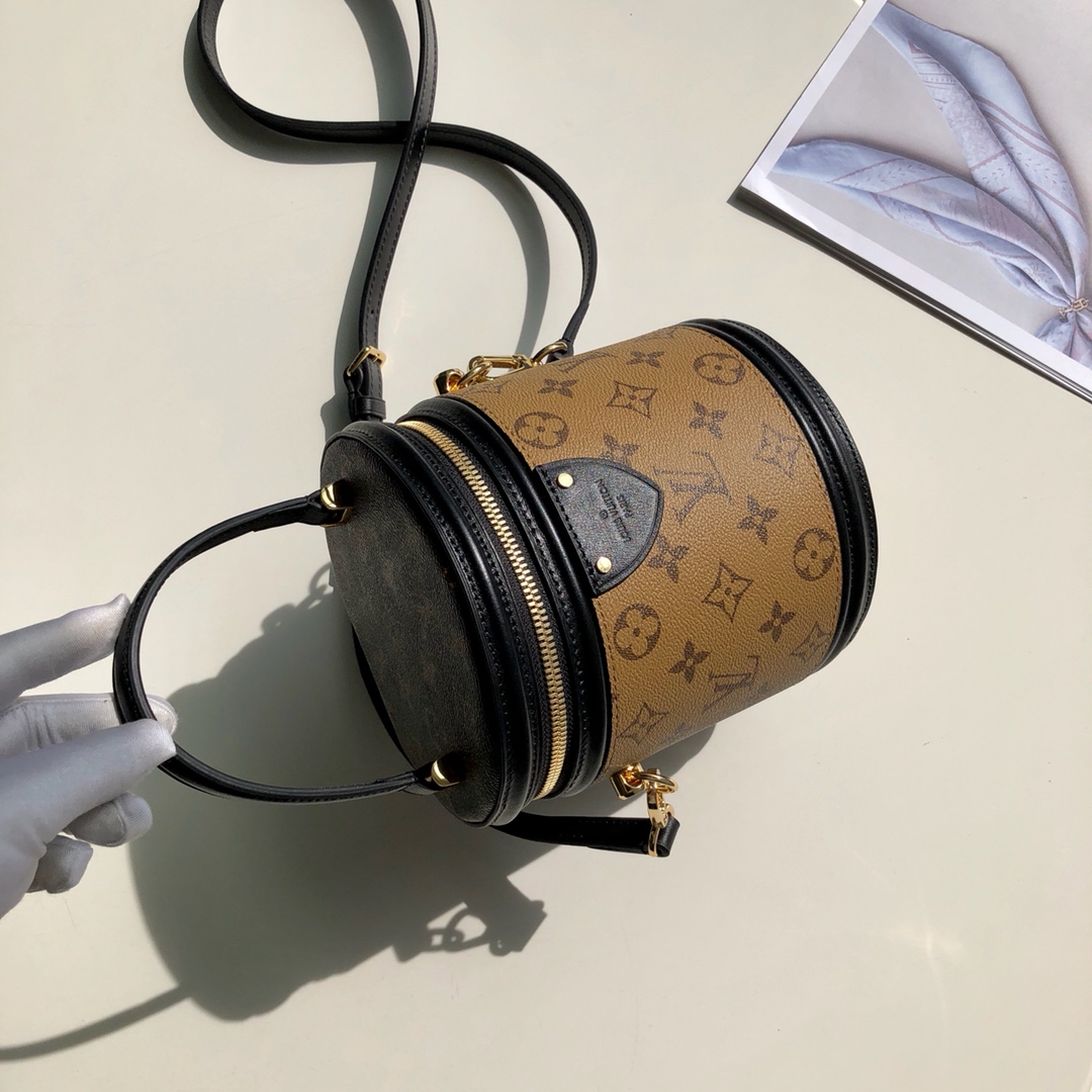 l**is V*t*n cannes-15*17*15cm