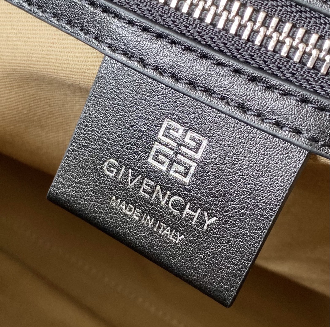 Givenchy Antigona Sport -33*7*25CM