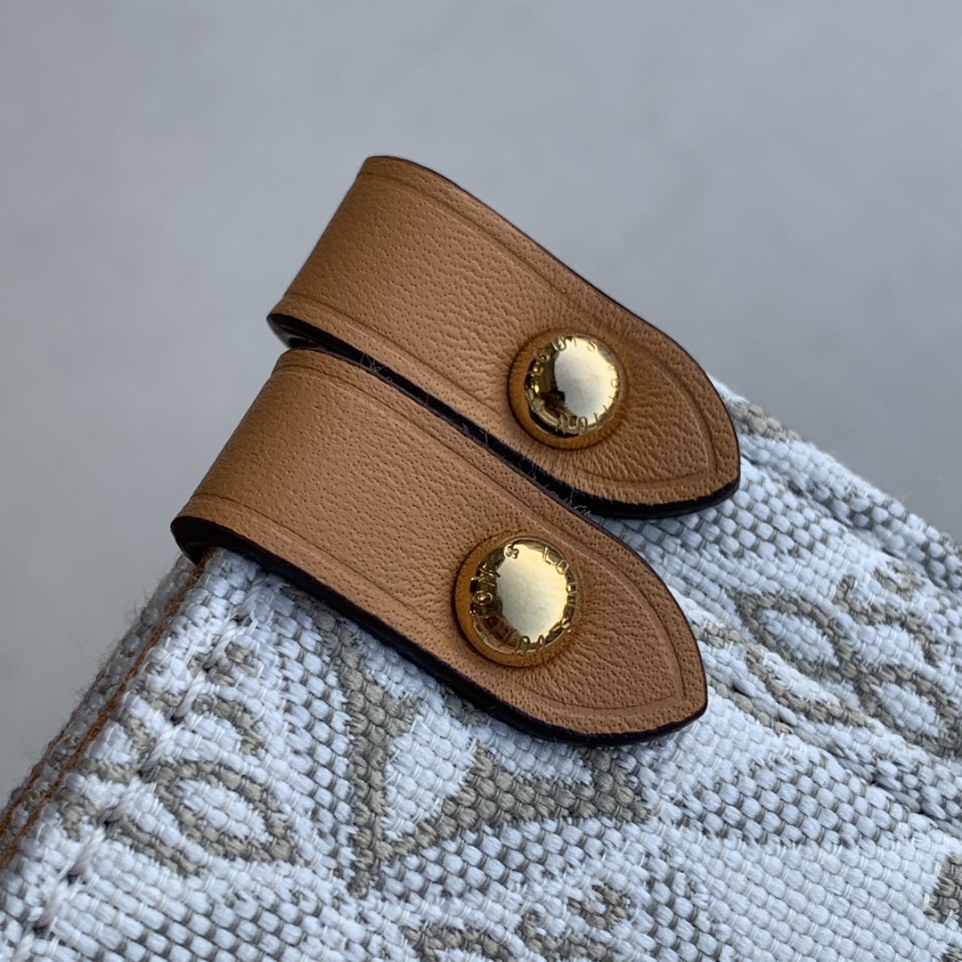 l**is V*t*n onthego handbag-35*27*14cm