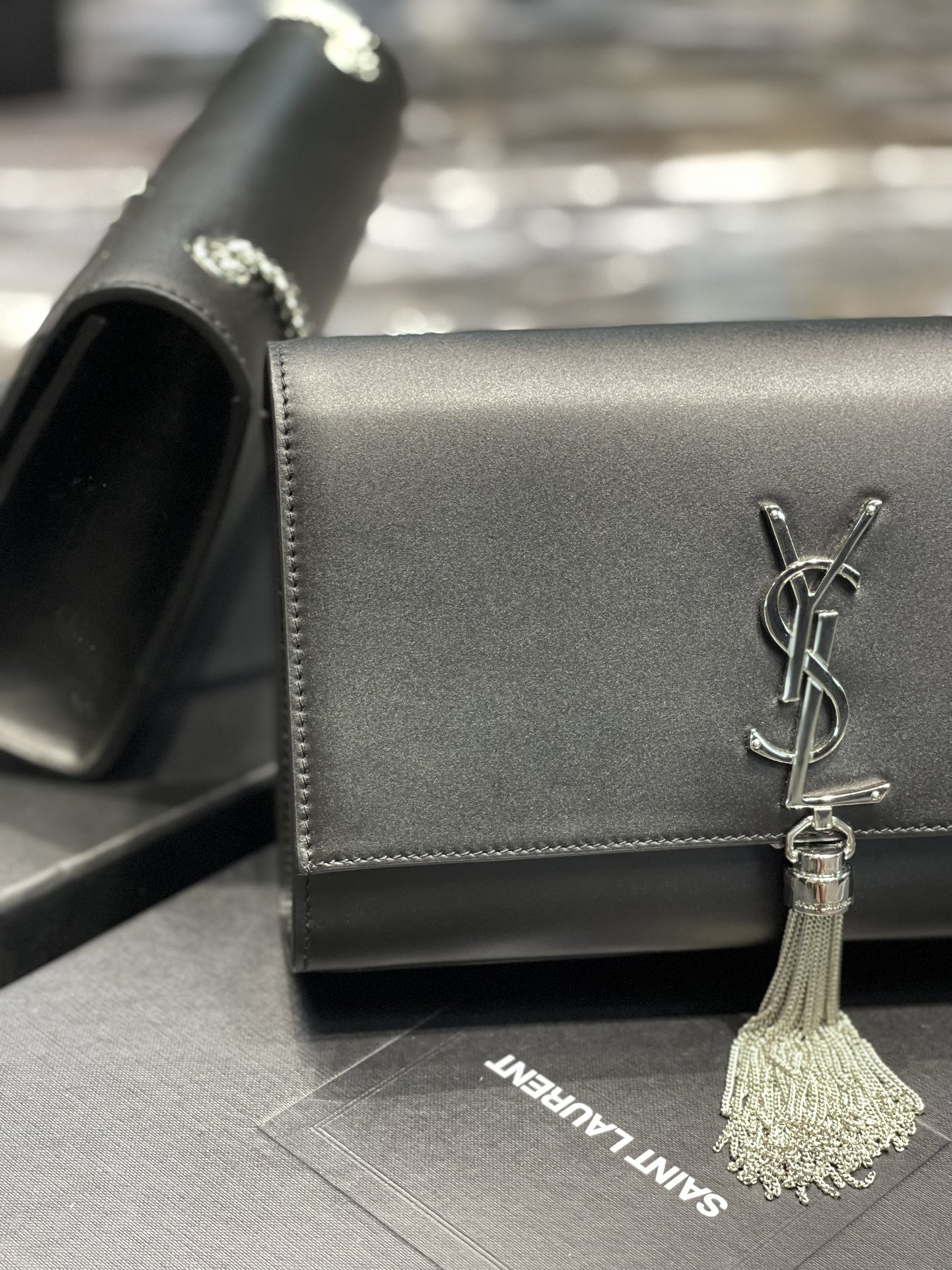 YSL Kate Medium With Tassle In Smooth Leather-24*14.5*5.5CM