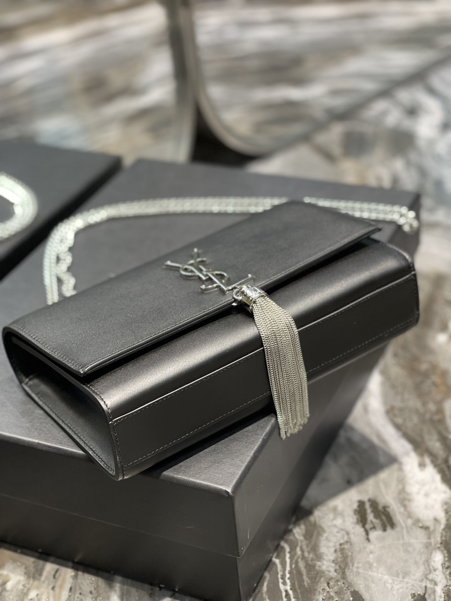 YSL Kate Medium With Tassle In Smooth Leather-24*14.5*5.5CM