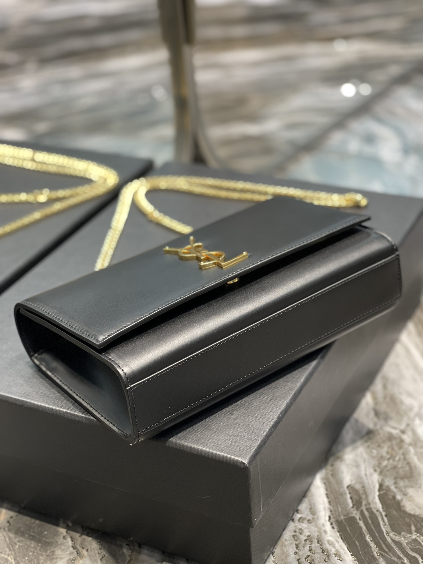 YSL Kate Medium In Smooth Leather-24*14.5*5.5CM