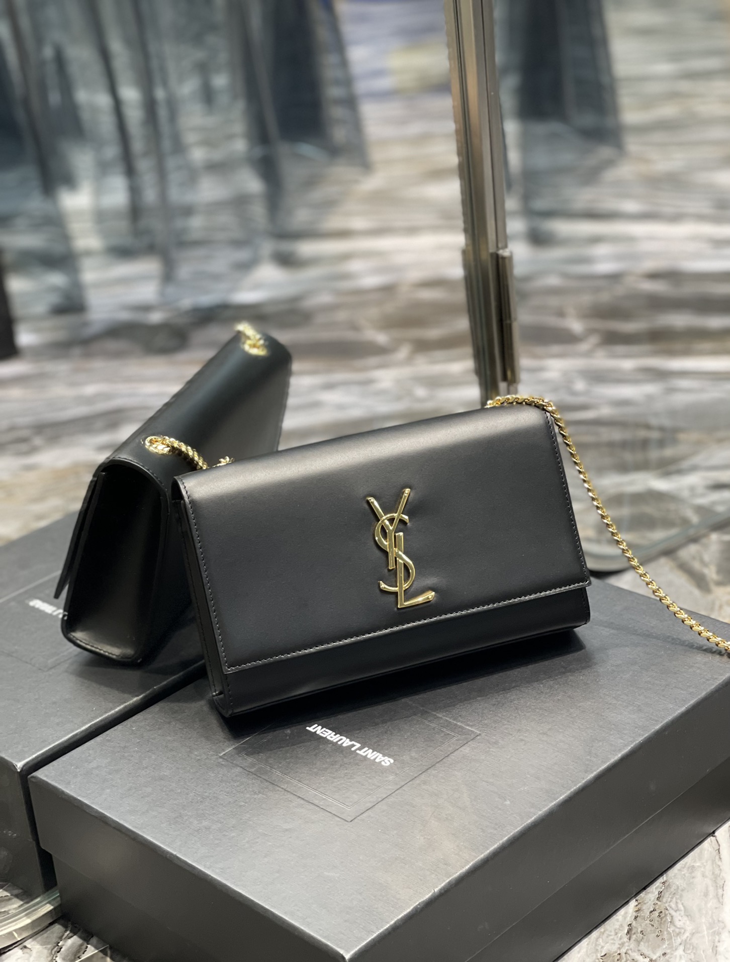 YSL Kate Medium In Smooth Leather-24*14.5*5.5CM