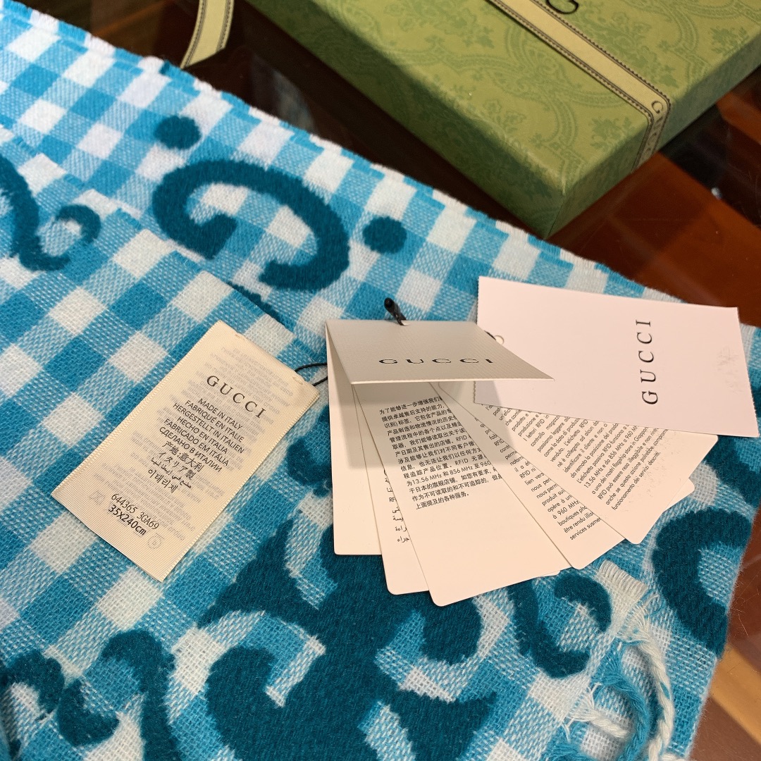 G*u*i scarf-35*240cm